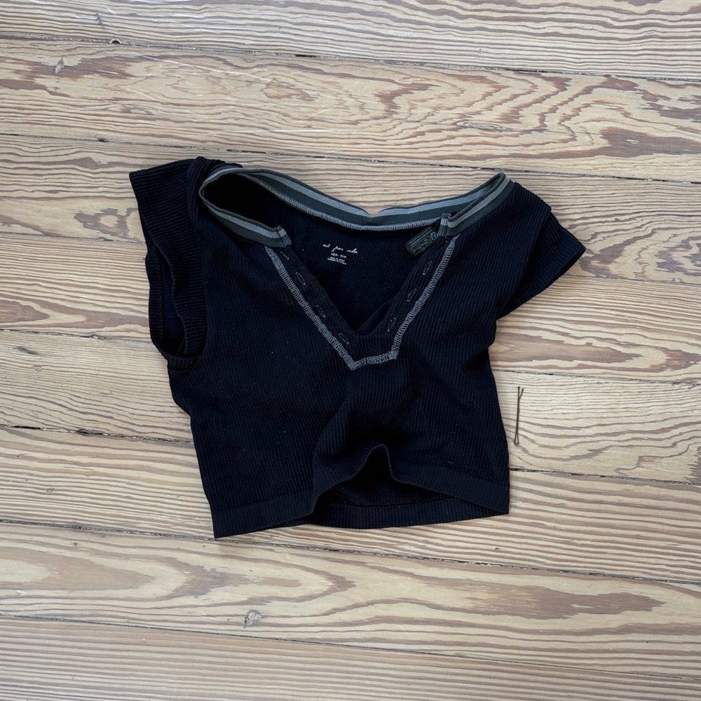 Urban Outfitters Black Ribbed Crop Top